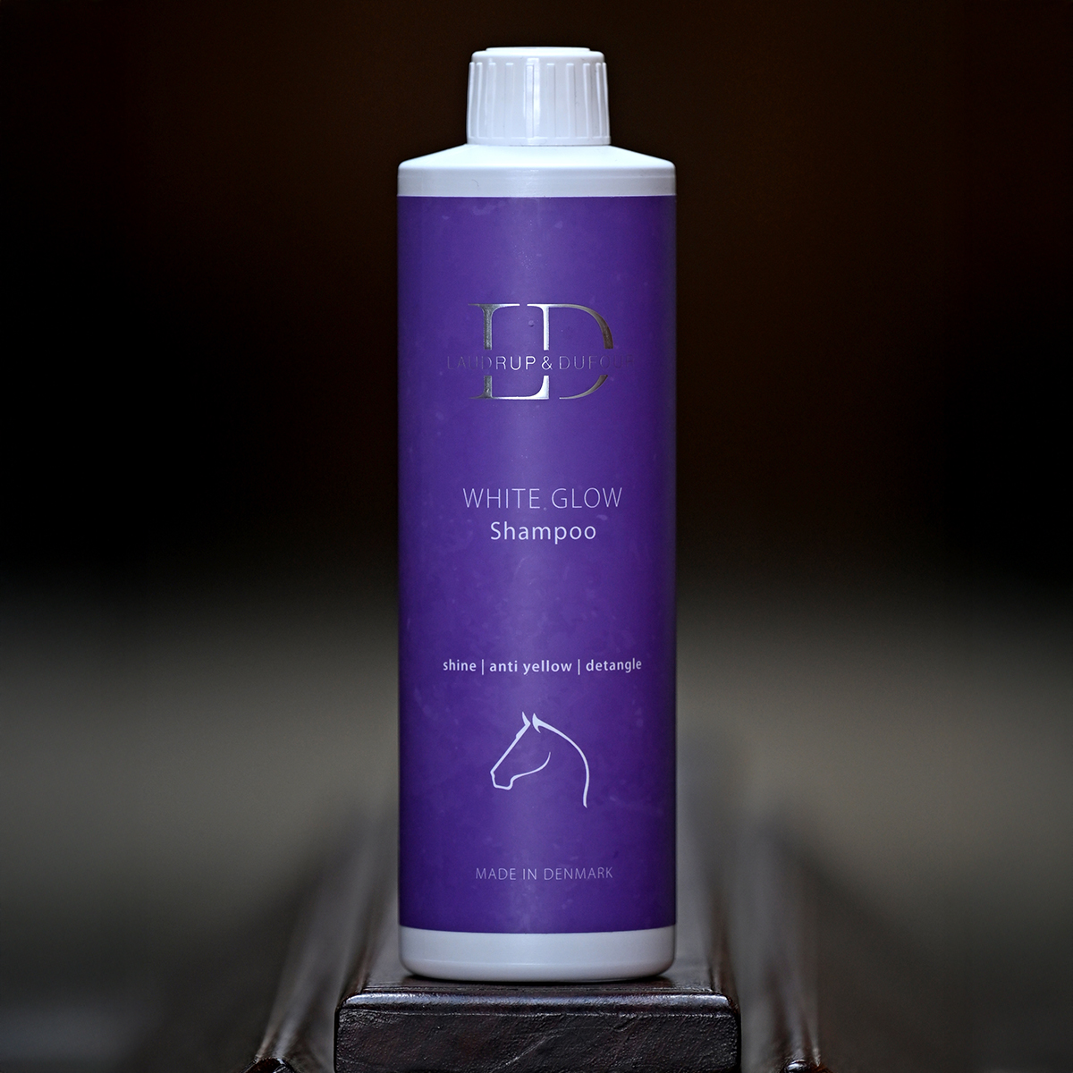 L&D Deep White Glow Shampoo til hest 01