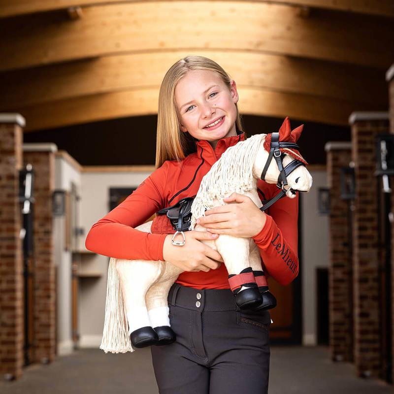 01 K19093630 01 lemieux popcorn palomino mini pony