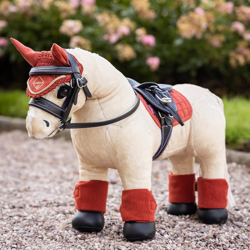 01 K19093630 01 lemieux popcorn palomino mini pony