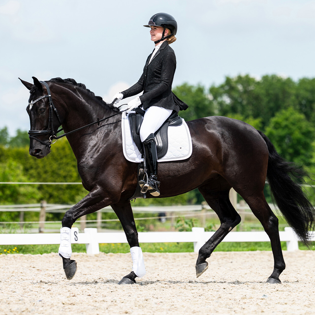 QHP Kynlee staevnejakke sort 01