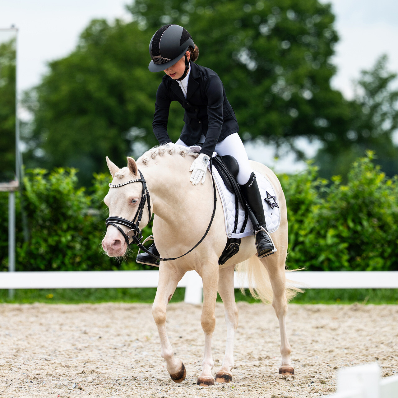 QHP Jipp staevnejakke sort 01