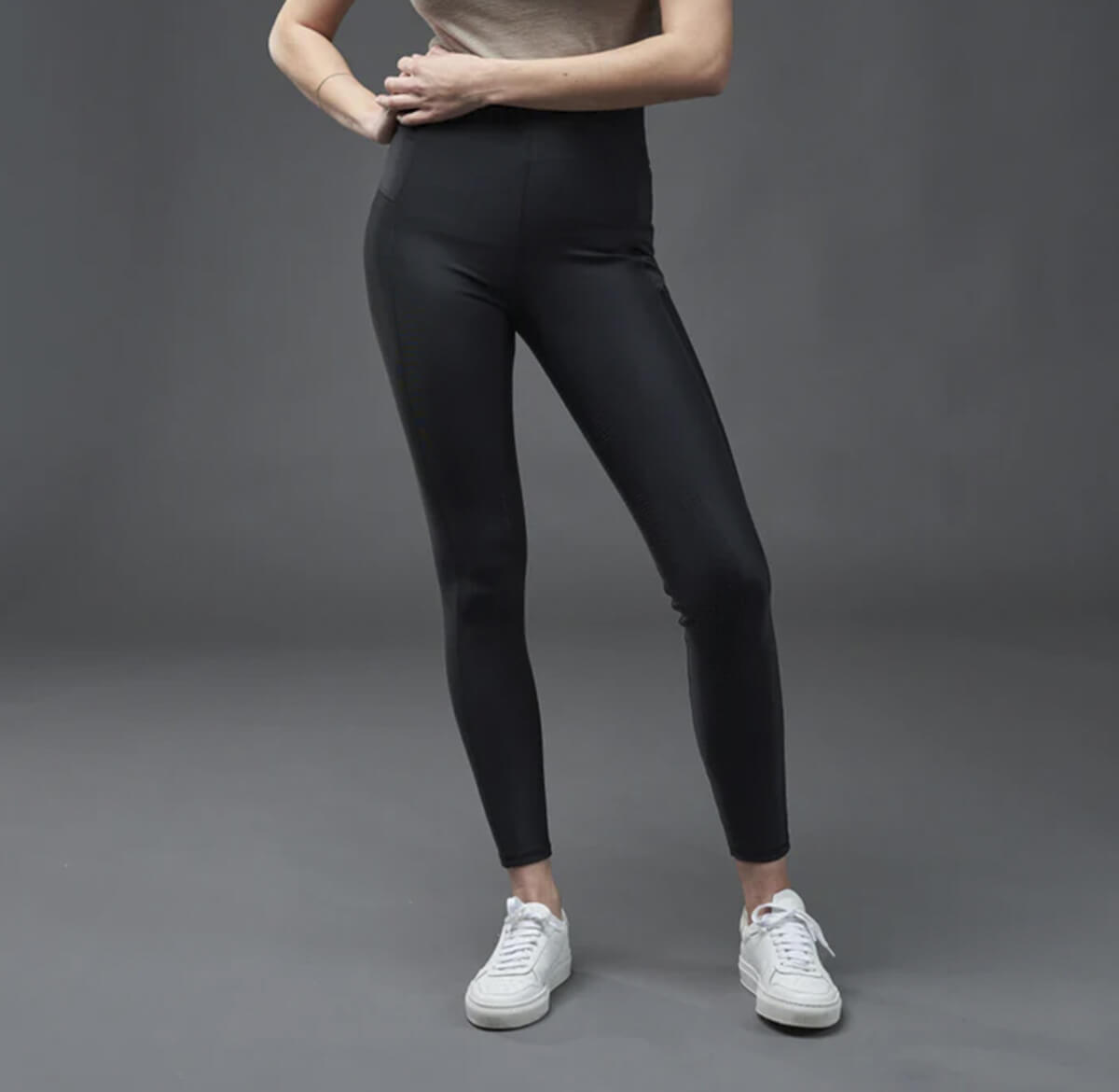 CATAGO Aroy tights hoej talje full grip Sort V 16372596 01