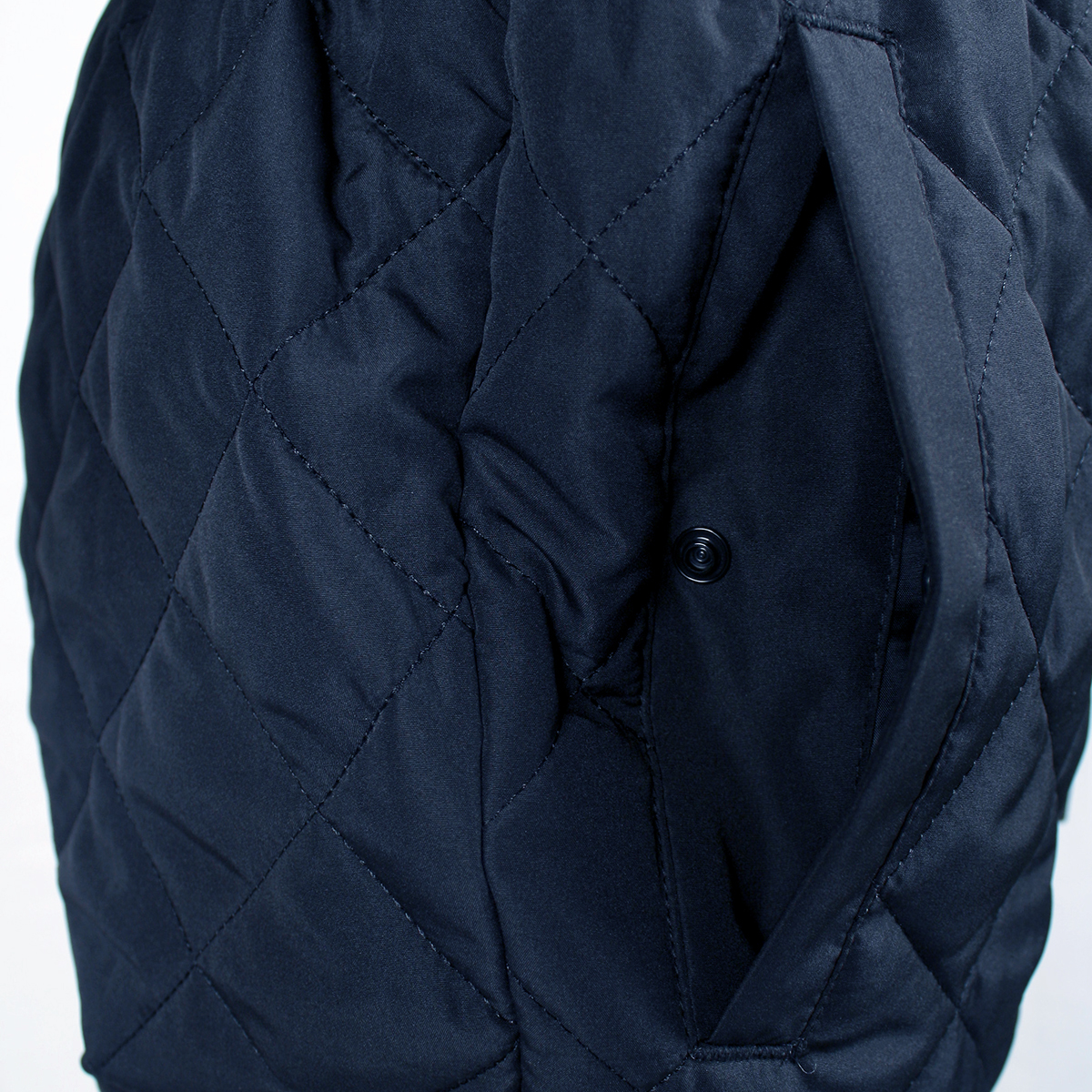 Lyngsoe dame dragt 01