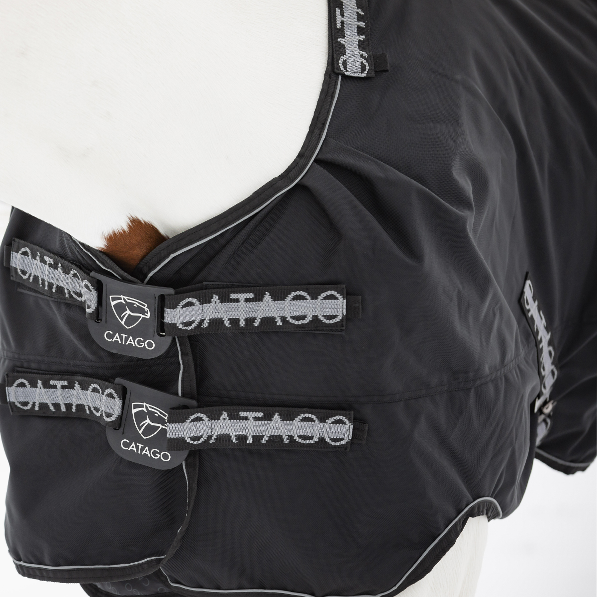 CATAGO FIR Tech Compound 1680D Turnout dækken 0g Sort V 300112501 01
