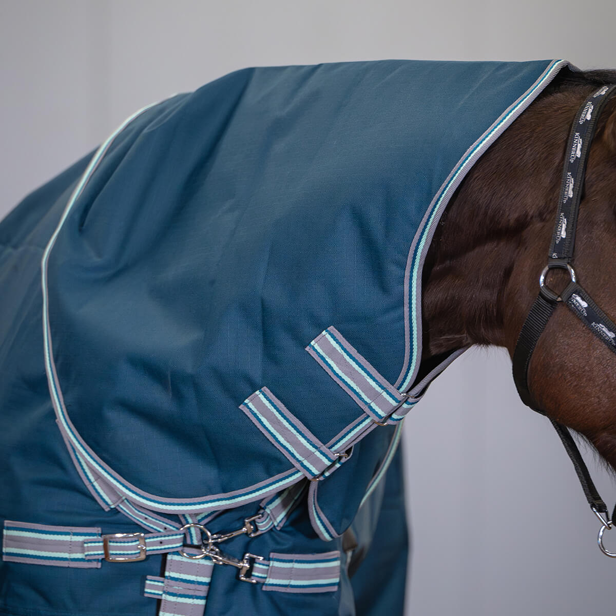 Kinnerup supreme light petrolium hals 200gram V KS ligH200 900 01